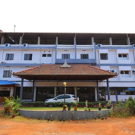 Hotel Kukuresidency Wadakkanchery Exterior foto