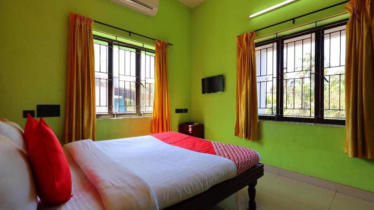 Hotel Kukuresidency Wadakkanchery Exterior foto